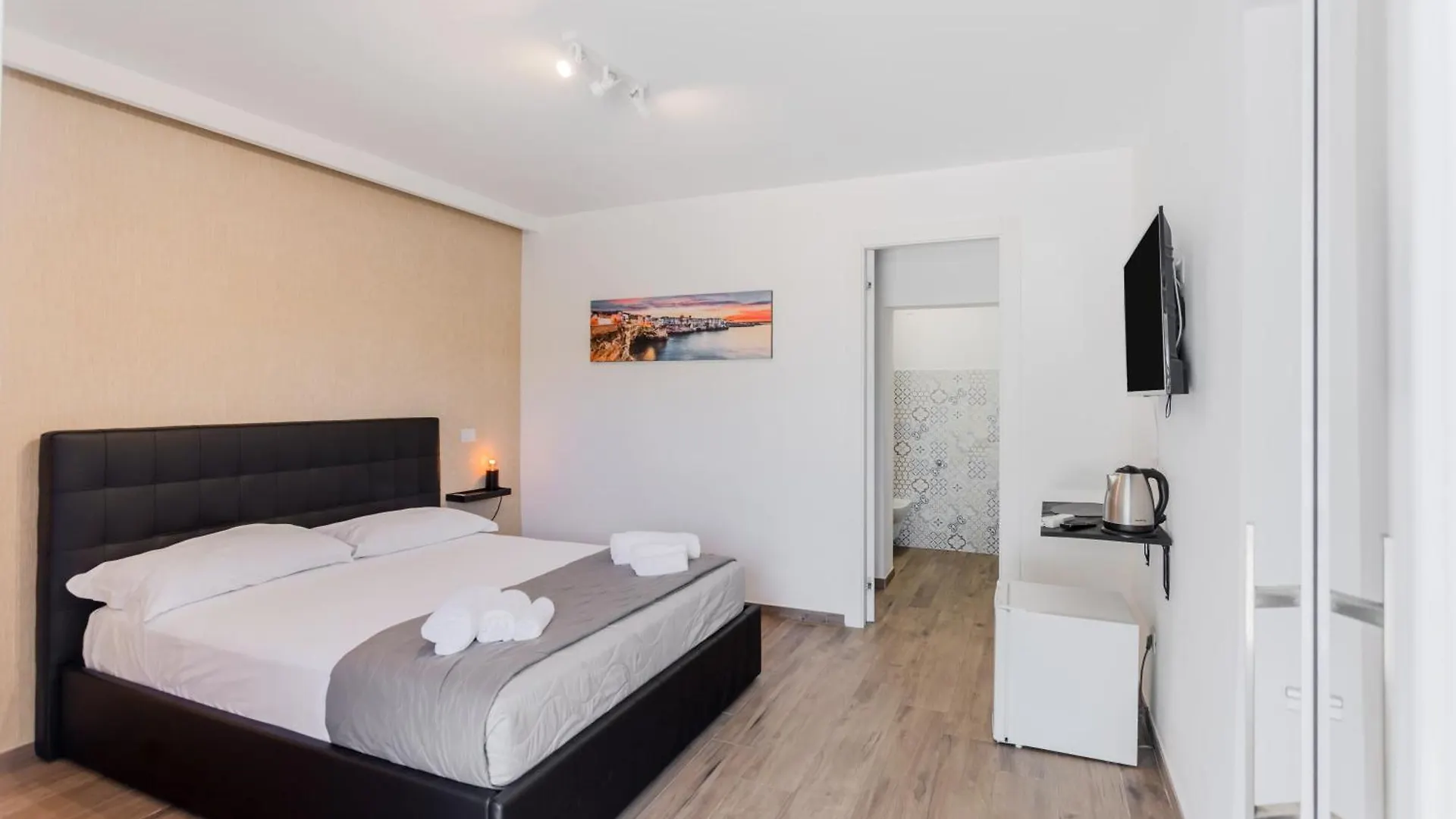 Pietramare Luxury Suites Bari Frühstückspension