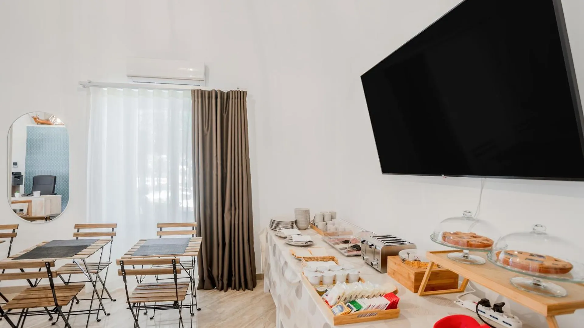 Pietramare Luxury Suites Bari 0*,