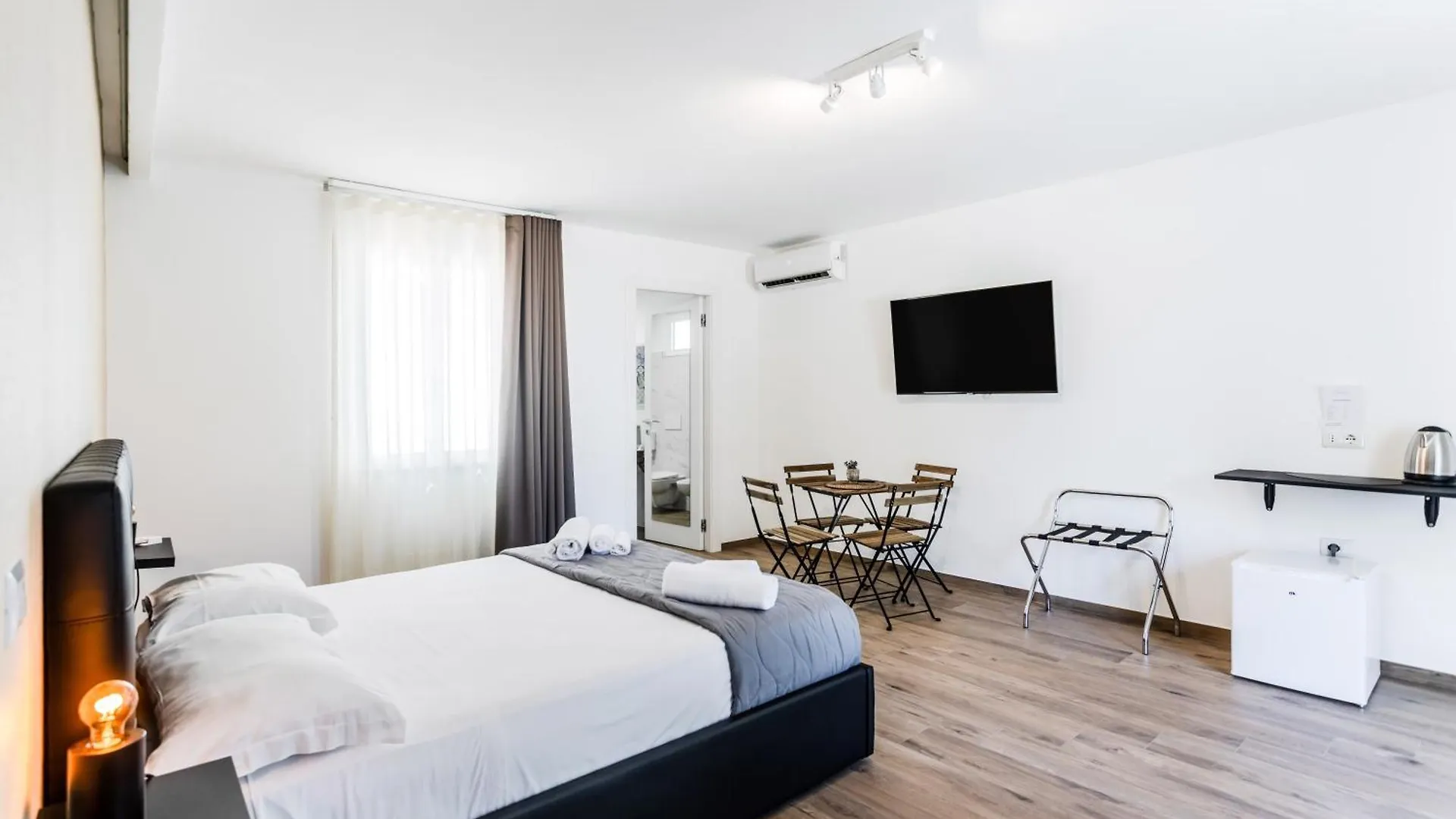 Pietramare Luxury Suites Bari Frühstückspension