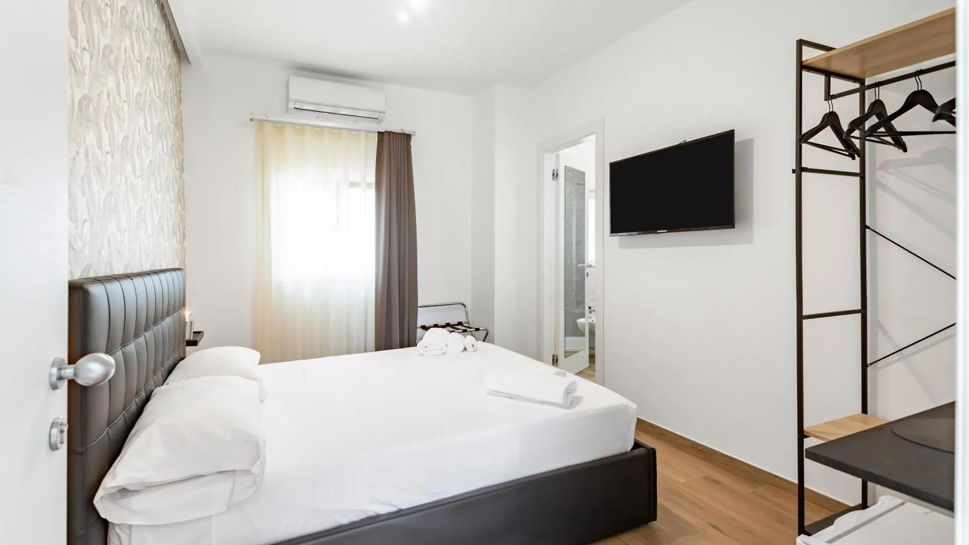 Frühstückspension Pietramare Luxury Suites Bari Italien