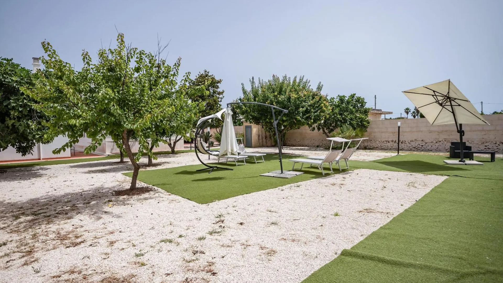 Pietramare Luxury Suites Bari 0*,